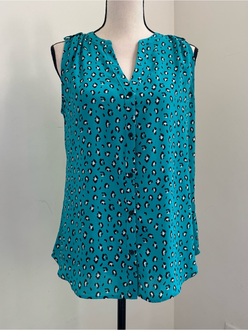 Worthington Teal Leopard Print Sleeveless Blouse Size M Dressy Casual Career